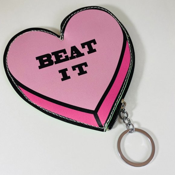 Adorable pleather faux leather "BEAT IT" heart shaped change purse key chain - Picture 5 of 5
